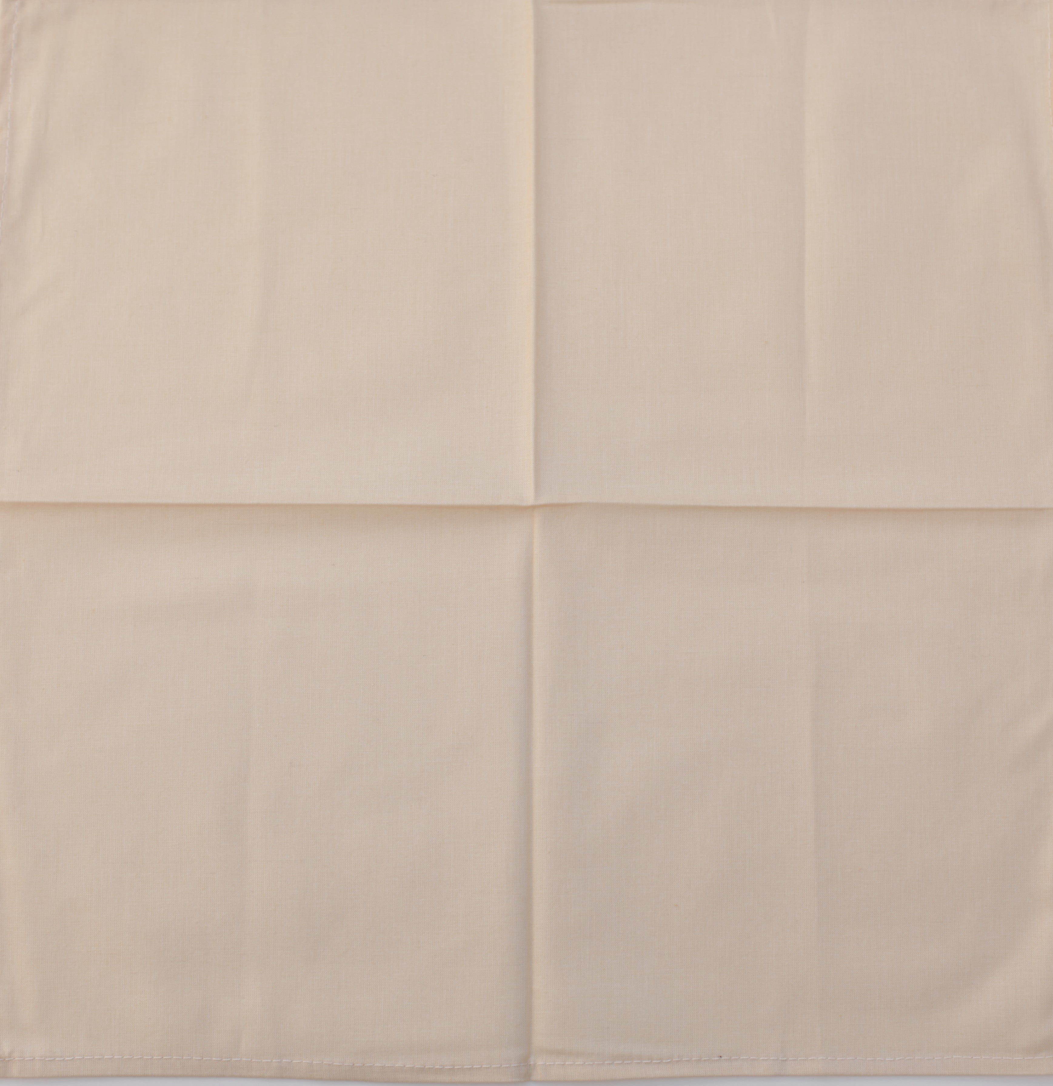 $15 Toselli 19" x 14" Rectangular Sunflower Design on White Jaquard Woven Cotton Placemats