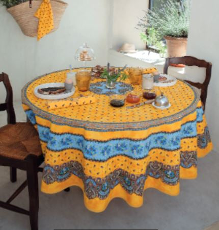 $69 70" Rd Filigree Banner Blue on Yellow Cotton Tablecloth Seats 2-6